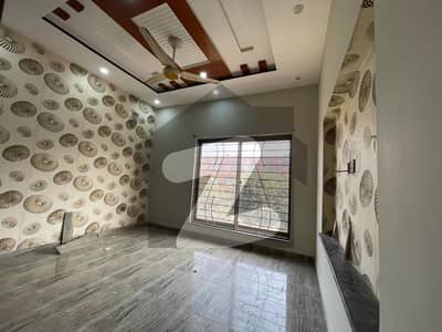 بحریہ آرچرڈ لاہور میں 3 کمروں کا 8 مرلہ بالائی پورشن 50.0 ہزار میں کرایہ پر دستیاب ہے۔