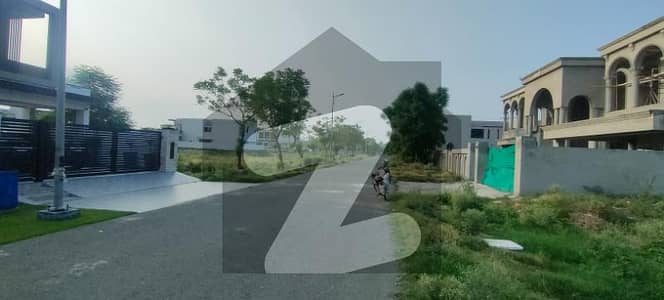 Corner Plot Luxury Community 2kanal - Ideal For Elite Living in DHA Lahore Phase 7 - Near 150' Road 50% Villas Completed