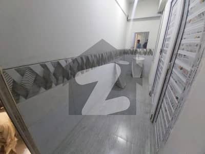 ڈی ایچ اے فیز 2 ایکسٹینشن ڈی ایچ اے ڈیفینس,کراچی میں 8 مرلہ مکان 4.45 کروڑ میں برائے فروخت۔