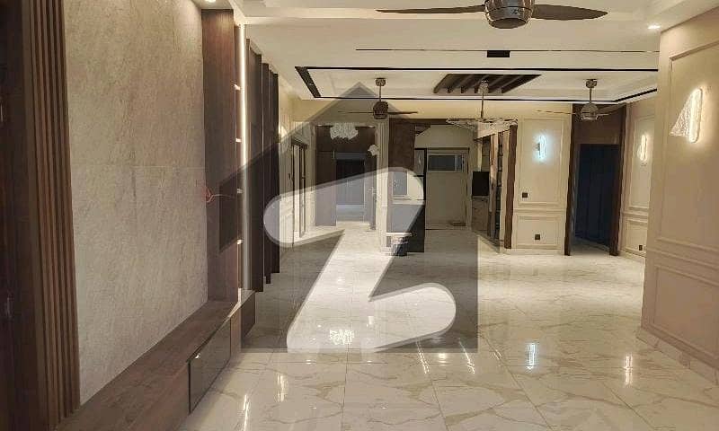 FLAT AVAILABLE FOR RENT IN HIGH-RISE FLAT AVAILABLE FOR RENT IN HIGH-RISE