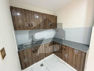 بحریہ انکلیو - سیکٹر جی بحریہ انکلیو,بحریہ ٹاؤن,اسلام آباد میں 2 کمروں کا 4 مرلہ فلیٹ 85.0 لاکھ میں برائے فروخت۔