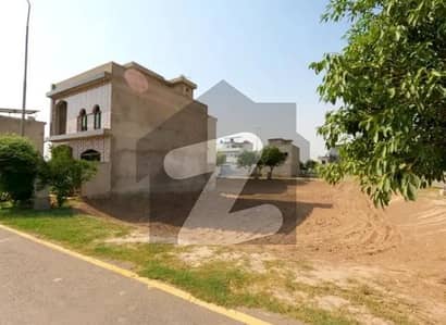 Ideal Location 20 Marla Residential Plot Available Far Sale In New Lahore City Near To 1 Km Ring Road SL3 Ideal Location 20 Marla Residential Plot Available Far Sale In New Lahore City Near To 1 Km Ring Road SL3