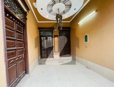 جوہر ٹاؤن فیز 2 - بلاک جے3 جوہر ٹاؤن فیز 2,جوہر ٹاؤن,لاہور میں 4 کمروں کا 5 مرلہ مکان 2.55 کروڑ میں برائے فروخت۔