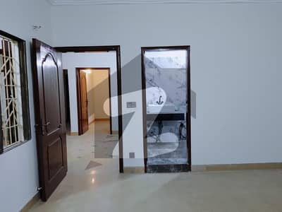 گلستانِِ جوہر ۔ بلاک 14 گلستانِ جوہر,کراچی میں 3 کمروں کا 7 مرلہ فلیٹ 60.0 ہزار میں کرایہ پر دستیاب ہے۔