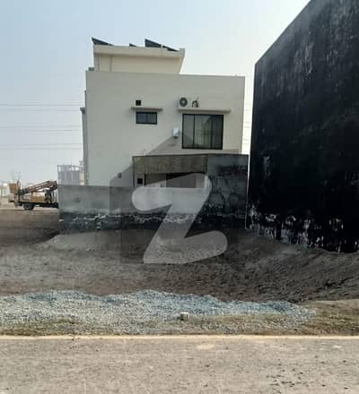 بحریہ ٹاؤن فیز 8 ۔ عمر بلاک بحریہ ٹاؤن فیز 8 ۔ سفاری ویلی,بحریہ ٹاؤن فیز 8,بحریہ ٹاؤن راولپنڈی,راولپنڈی میں 7 مرلہ رہائشی پلاٹ 75.0 لاکھ میں برائے فروخت۔