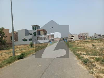 Investment Price For Excellent Feature Gain Carpeted Roads