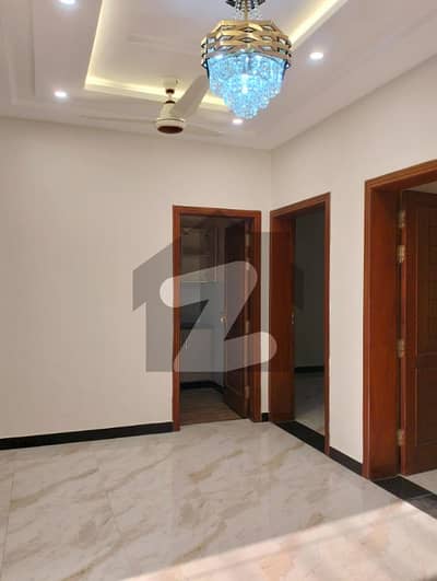 جی ۔ 14/4 جی ۔ 14,اسلام آباد میں 4 کمروں کا 4 مرلہ مکان 3.6 کروڑ میں برائے فروخت۔