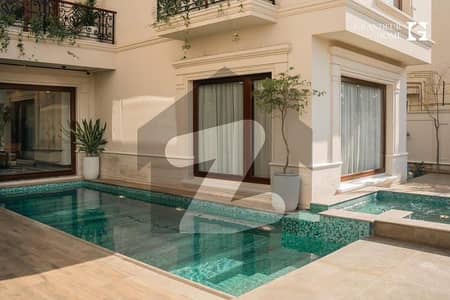 ڈی ایچ اے فیز 8 ڈی ایچ اے ڈیفینس,کراچی میں 7 کمروں کا 2 کنال مکان 70.0 کروڑ میں برائے فروخت۔