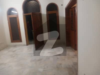 F-11 Size 500 Ground 3 Beds Rent 150000 Real Pic