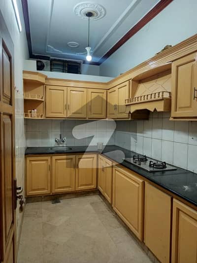 جی ۔ 11/1 جی ۔ 11,اسلام آباد میں 2 کمروں کا 8 مرلہ بالائی پورشن 1.0 لاکھ میں کرایہ پر دستیاب ہے۔