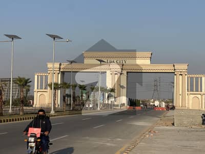 ایل ڈی اے سٹی فیز 1 ۔ بلاک ایل ایل ڈی اے سٹی فیز 1 - جناح سیکٹر,ایل ڈی اے سٹی فیز 1,ایل ڈی اے سٹی,ایل ڈی اے روڈ,لاہور میں 5 مرلہ رہائشی پلاٹ 55.0 لاکھ میں برائے فروخت۔