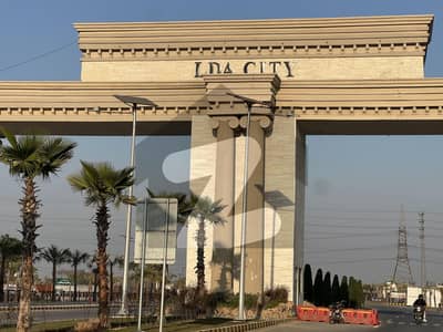 ایل ڈی اے سٹی فیز 1 ۔ بلاک کے ایل ڈی اے سٹی فیز 1 - جناح سیکٹر,ایل ڈی اے سٹی فیز 1,ایل ڈی اے سٹی,ایل ڈی اے روڈ,لاہور میں 10 مرلہ رہائشی پلاٹ 63.5 لاکھ میں برائے فروخت۔