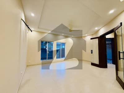 17 Marla Full House For Rent in a City Midway Old State life