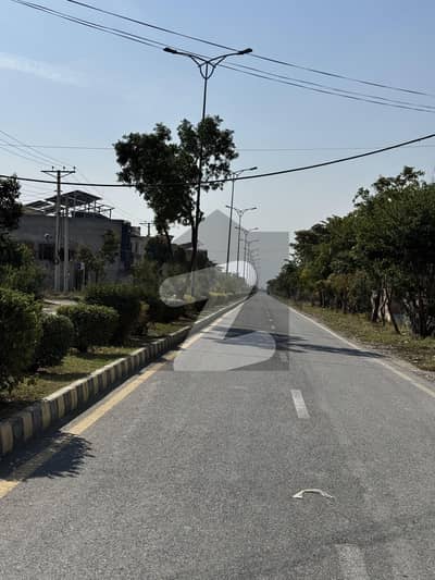 One Kanal Plot In Zone-1 Sector-C3 Prime Location Plot Nearby Main Amusement Park