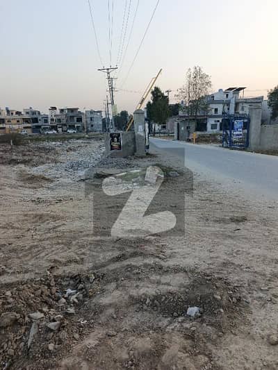5.5 MARLA PLOT FACING PARK FOR SALE IN EDEN RESIDENCIA COLLEGE ROAD LAHORE 5.5 MARLA PLOT FACING PARK FOR SALE IN EDEN RESIDENCIA COLLEGE ROAD LAHORE