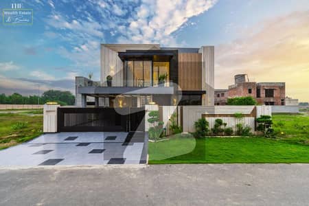 ڈی ایچ اے فیز 7 ڈیفنس (ڈی ایچ اے),لاہور میں 5 کمروں کا 1 کنال مکان 7.33 کروڑ میں برائے فروخت۔