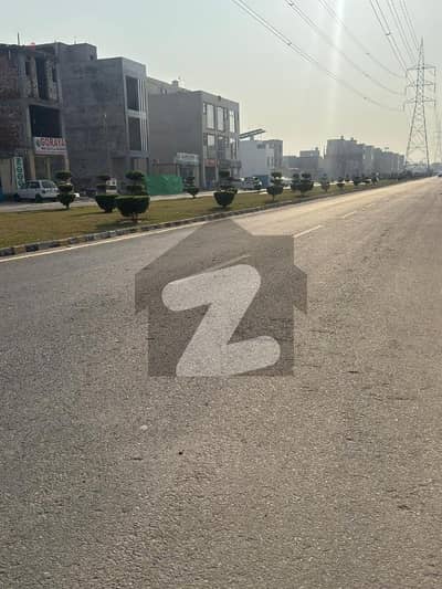 Plot For Sale In Hot Location Abu Bakkar Block