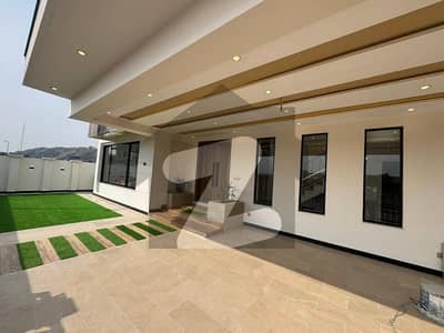 گلریز ہاؤسنگ سکیم راولپنڈی میں 2 کمروں کا 5 مرلہ زیریں پورشن 33.0 ہزار میں کرایہ پر دستیاب ہے۔