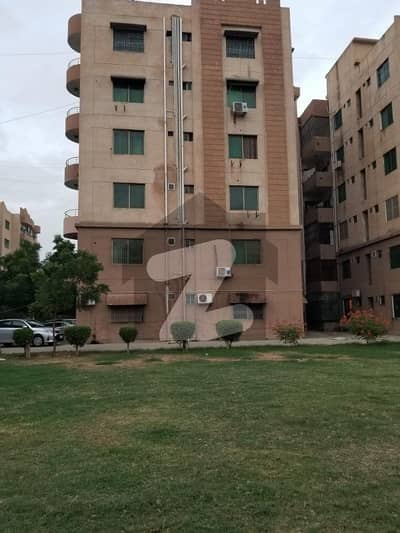 عسکری 5 - سیکٹر ڈی عسکری 5,ملیر کنٹونمنٹ,کینٹ,کراچی میں 3 کمروں کا 12 مرلہ فلیٹ 3.9 کروڑ میں برائے فروخت۔