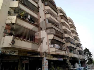 Flat Sized 1500 Square Feet Available In Gulshan-e-Iqbal - Block 13/A
