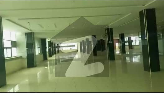 15 Marla Building For Rent