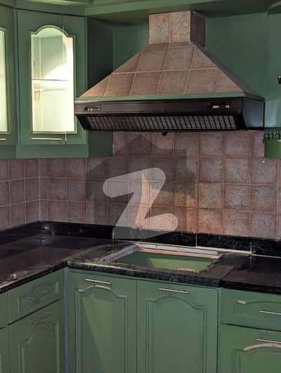 House Of 550 Square Yards Is Available For rent