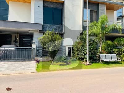 Premium 8 Marla House for Sale Block H Parkview City