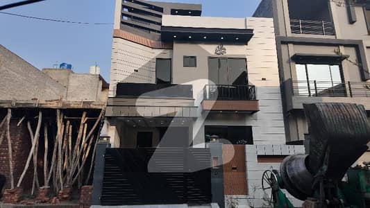 بسم اللہ ہاؤسنگ سکیم ۔ حسین بلاک بسم اللہ ہاؤسنگ سکیم,جی ٹی روڈ,لاہور میں 4 کمروں کا 5 مرلہ مکان 2.4 کروڑ میں برائے فروخت۔ بسم اللہ ہاؤسنگ سکیم ۔ حسین بلاک بسم اللہ ہاؤسنگ سکیم,جی ٹی روڈ,لاہور میں 4 کمروں کا 5 مرلہ مکان 2.4 کروڑ میں برائے فروخت۔