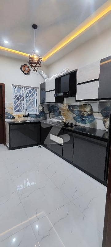 جناح گارڈنز فیز 1 جناح گارڈنز,ایف ای سی ایچ ایس,اسلام آباد میں 5 کمروں کا 7 مرلہ مکان 3.6 کروڑ میں برائے فروخت۔