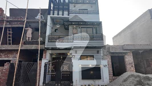 بسم اللہ ہاؤسنگ سکیم جی ٹی روڈ,لاہور میں 3 کمروں کا 3 مرلہ مکان 1.4 کروڑ میں برائے فروخت۔