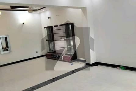 Lower Portion Of 10 Marla Is Available In Contemporary Neighborhood Of Bahria Town Lower Portion Of 10 Marla Is Available In Contemporary Neighborhood Of Bahria Town