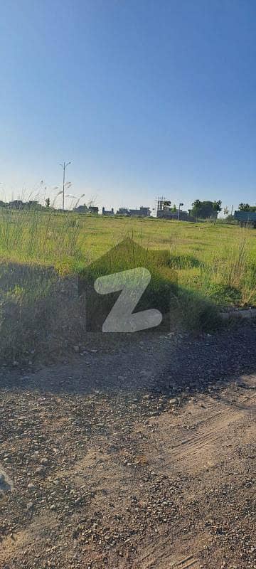 گلبرگ گرینز ۔ بلاک بی گلبرگ گرینز,گلبرگ,اسلام آباد میں 4 کنال رہائشی پلاٹ 9.2 کروڑ میں برائے فروخت۔