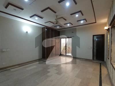 Prime Location 20 Marla Upper Portion Situated In EME Society - Block C For rent