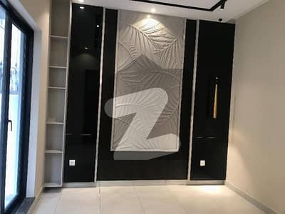 5 MARLA PRIME LOCATION BRAND NEW HOUSE FOR SALE IN DHA RAHBAR 11 PHASE 2 NEAR TO PARK