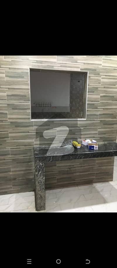 1 Kanal Commercial Portion For Offices Or Saloon Etc