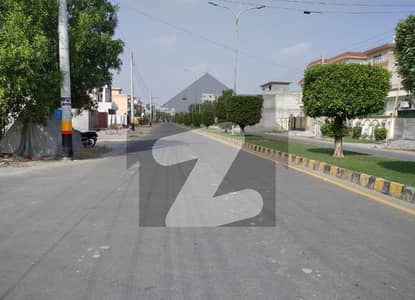 1 Kanal Plot for Sale on 60 Feet Wide Road in B Block Central Park Housing Scheme Lahore 1 Kanal Plot for Sale on 60 Feet Wide Road in B Block Central Park Housing Scheme Lahore