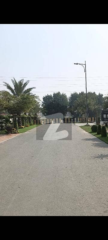 Top Location Best For Builders Nd owners + 100Ft World wide Road Sy Approach + 2 Kanal Ki Surrounding me 1 Kanal Ka Beautiful Plot Top Location Best For Builders Nd owners + 100Ft World wide Road Sy Approach + 2 Kanal Ki Surrounding me 1 Kanal Ka Beautiful Plot