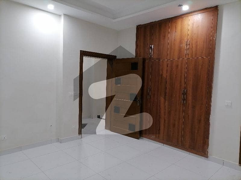 Affordable Flat For sale In G-11/4 Affordable Flat For sale In G-11/4