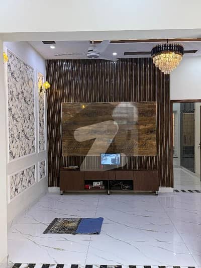 ایڈن بولیوارڈ ہاؤسنگ سکیم کالج روڈ,لاہور میں 5 کمروں کا 5 مرلہ مکان 2.35 کروڑ میں برائے فروخت۔