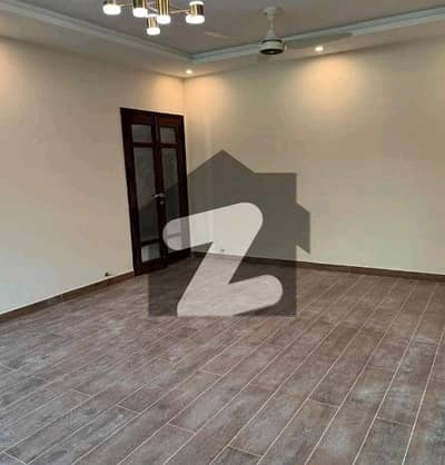 عسکری 6 ملیر کنٹونمنٹ,کینٹ,کراچی میں 5 کمروں کا 12 مرلہ مکان 6.5 کروڑ میں برائے فروخت۔