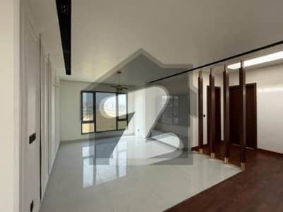 Looking For A Prime Location House In Bahria Town - Precinct 4