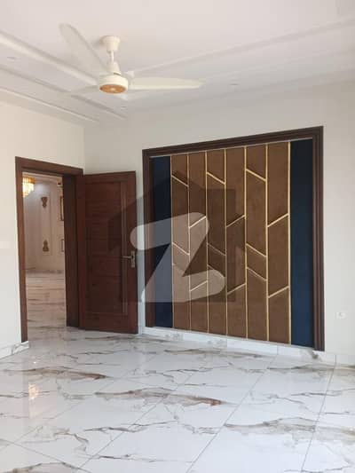 میڈیا ٹاؤن ۔ بلاک سی میڈیا ٹاؤن,راولپنڈی میں 3 کمروں کا 12 مرلہ بالائی پورشن 78.0 ہزار میں کرایہ پر دستیاب ہے۔ میڈیا ٹاؤن ۔ بلاک سی میڈیا ٹاؤن,راولپنڈی میں 3 کمروں کا 12 مرلہ بالائی پورشن 78.0 ہزار میں کرایہ پر دستیاب ہے۔