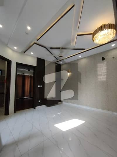 5 Marla House For Rent Ideal Location