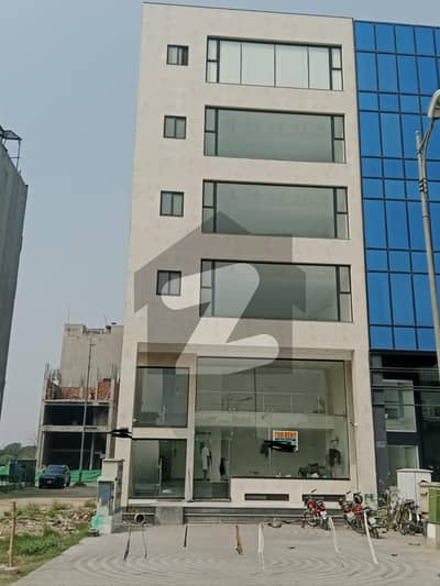 ڈی ایچ اے فیز 6 - سی سی اے بلاک ڈی ایچ اے فیز 6,ڈیفنس (ڈی ایچ اے),لاہور میں 4 مرلہ عمارت 6.0 لاکھ میں کرایہ پر دستیاب ہے۔