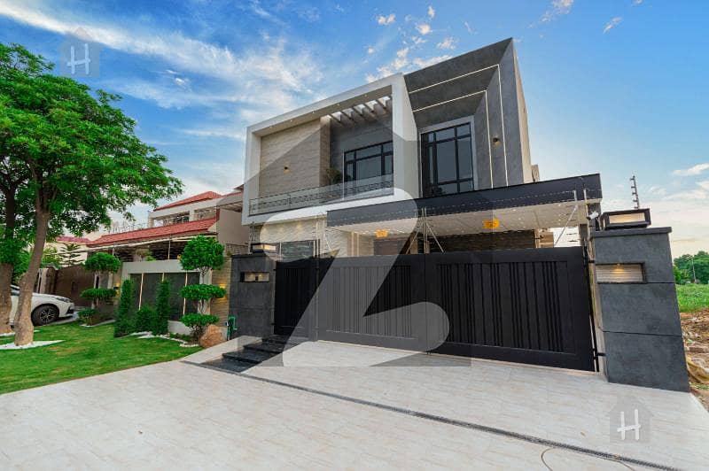 Near Defence Raya Fairways 1 Kanal Fully Furnished Brand New Villa DHA ...