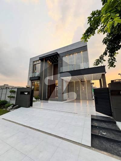 10 MARLA MODERN DESIGN HOUSE FOR SALE IN DHA PHASE 6
