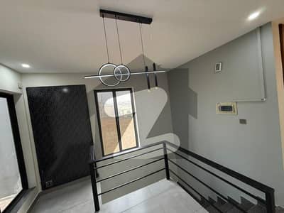 بحریہ ٹاؤن فیز 7 بحریہ ٹاؤن راولپنڈی,راولپنڈی میں 4 کمروں کا 10 مرلہ مکان 1.7 لاکھ میں کرایہ پر دستیاب ہے۔