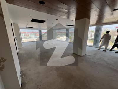 بلیو ایریا اسلام آباد میں 1 کنال دفتر 39.0 لاکھ میں کرایہ پر دستیاب ہے۔