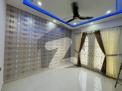 سٹی ہاؤسنگ سوسائٹی گوجرانوالہ میں 5 کمروں کا 10 مرلہ مکان 1.2 لاکھ میں کرایہ پر دستیاب ہے۔