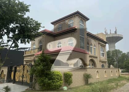 ڈی ایچ اے 11 رہبر فیز 1 - بلاک ڈی ڈی ایچ اے 11 رہبر فیز 1,ڈی ایچ اے 11 رہبر,لاہور میں 4 کمروں کا 10 مرلہ مکان 4.75 کروڑ میں برائے فروخت۔